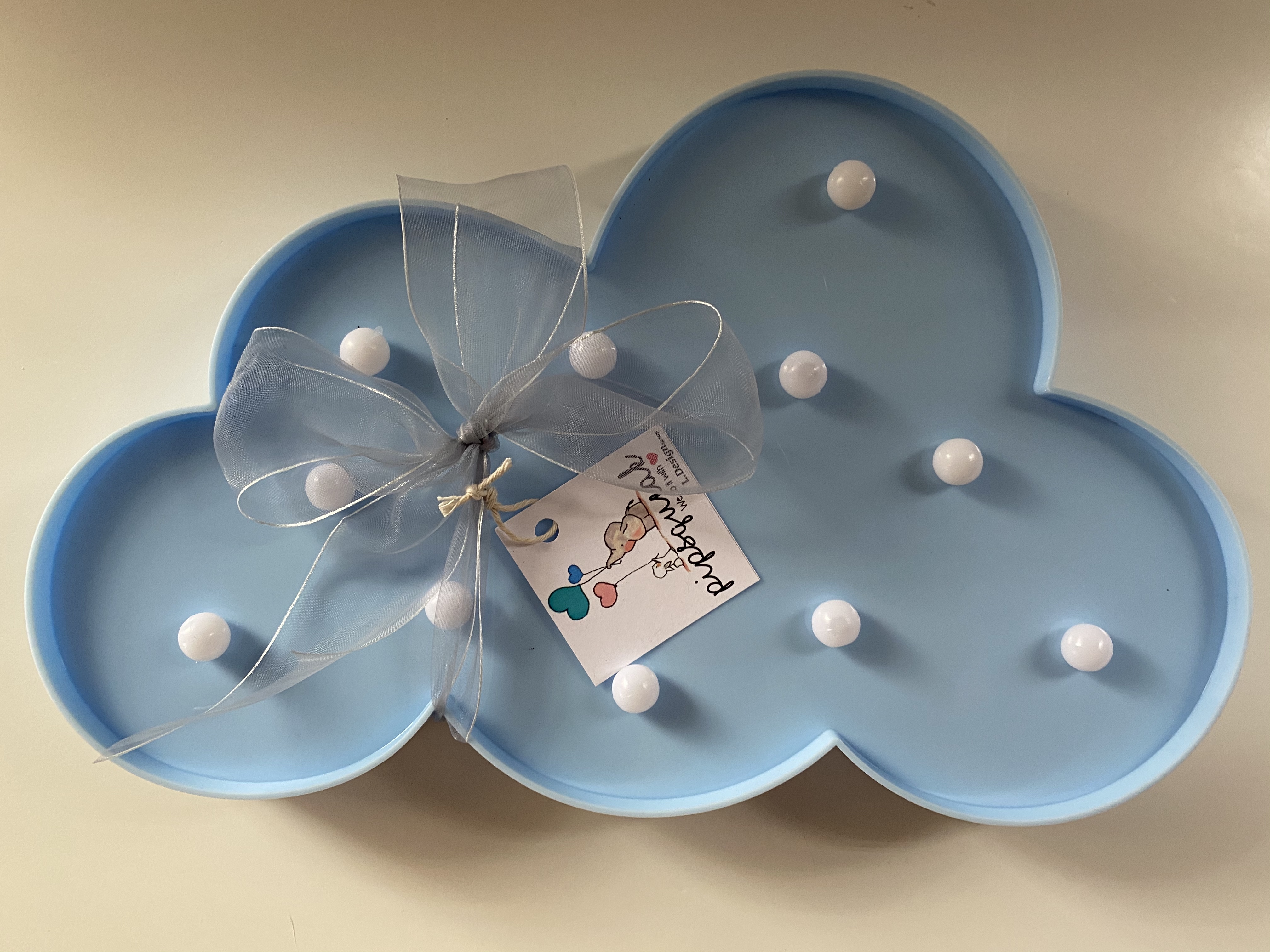 cloud-wall-light-blue-battery-operated
